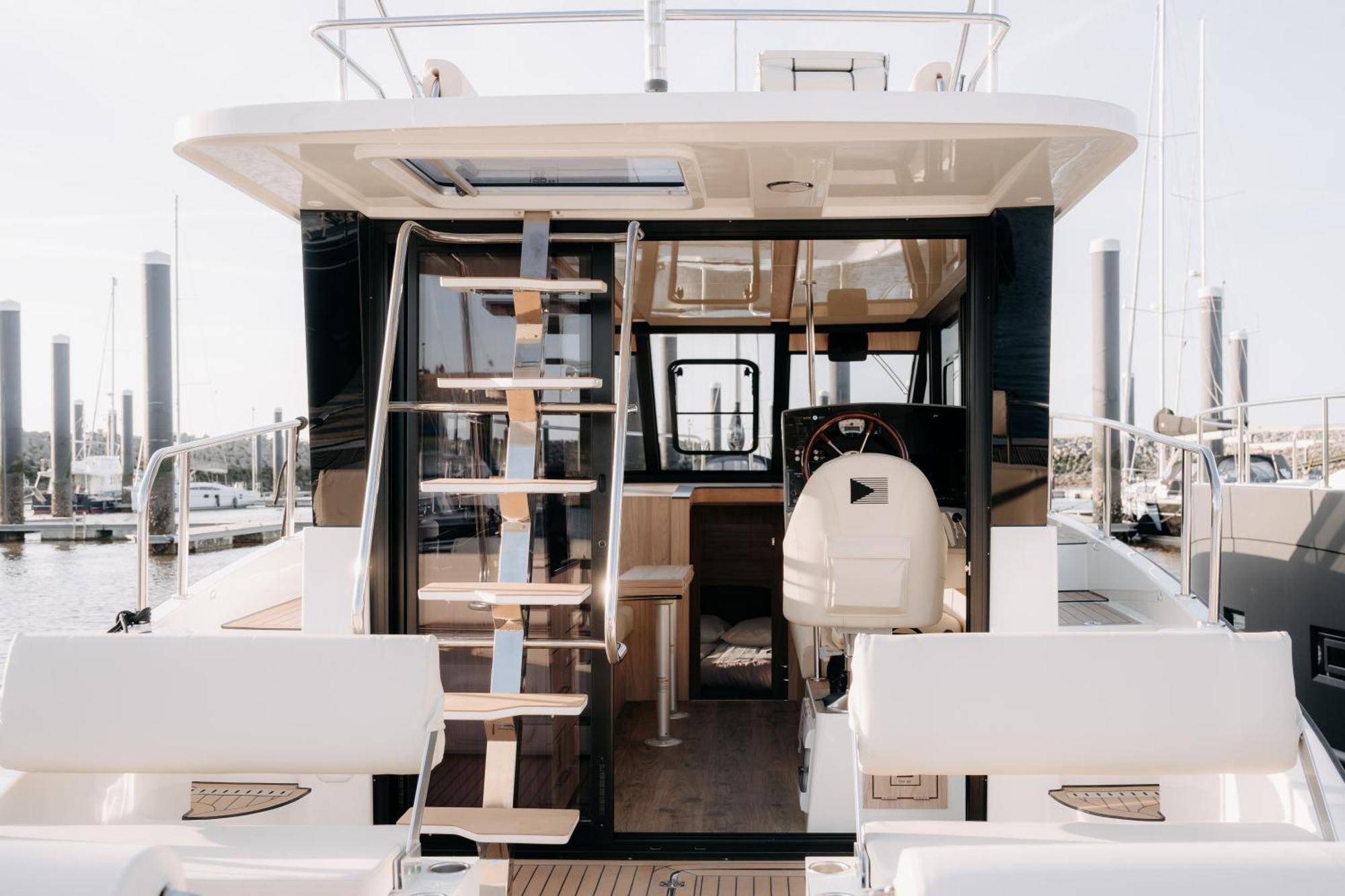 Yacht By Strandhotel - Hotel Service & Wellness Cadzand Exterior photo