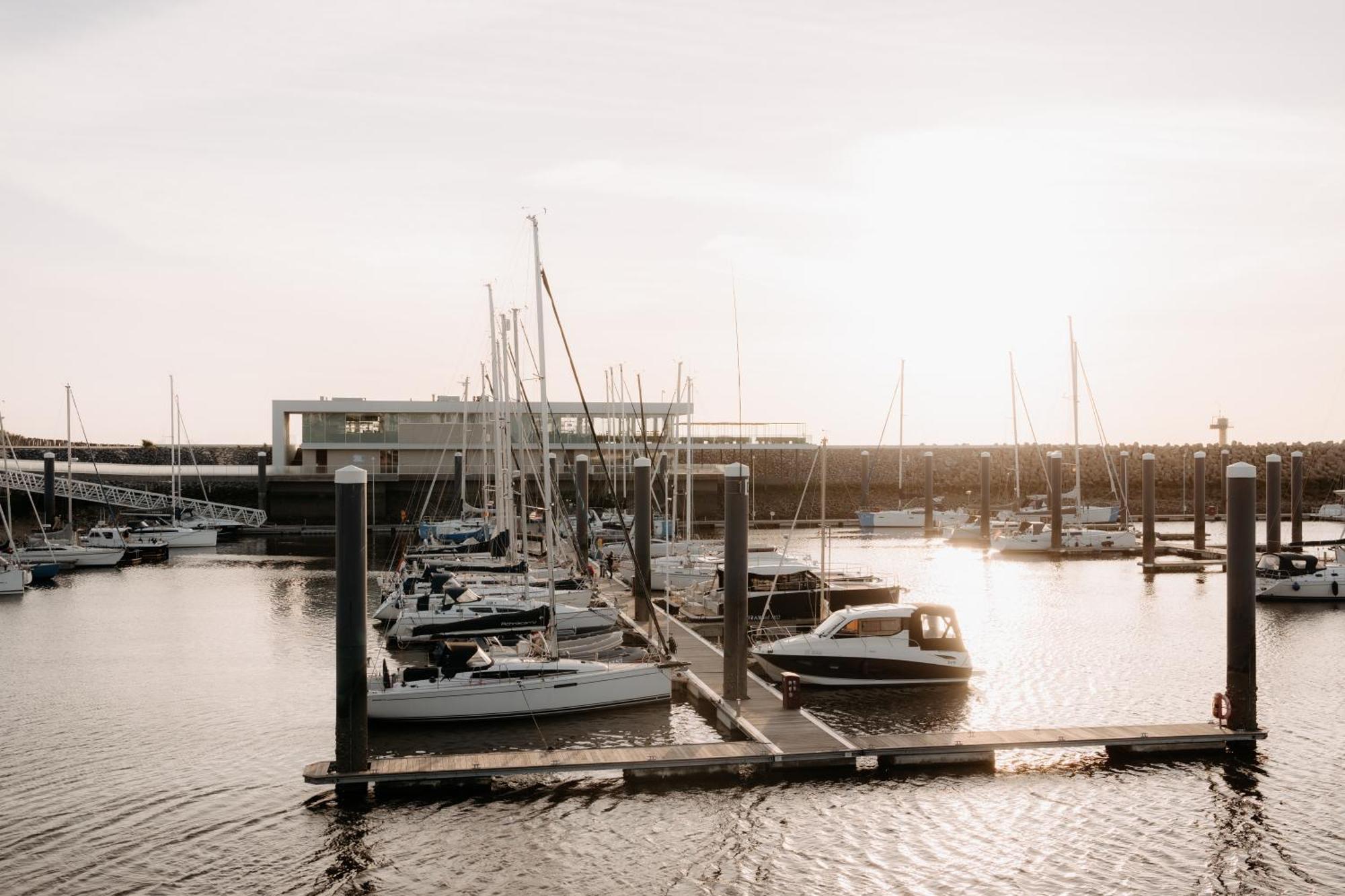 Yacht By Strandhotel - Hotel Service & Wellness Cadzand Exterior photo
