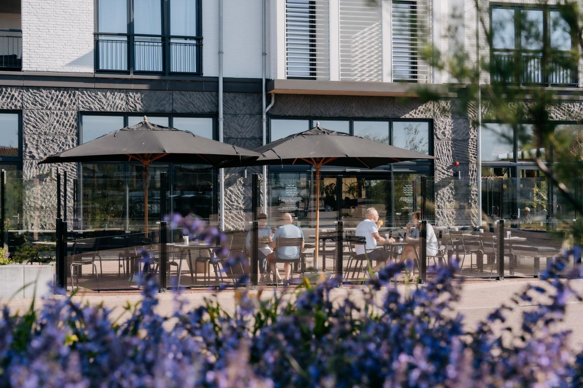 Yacht By Strandhotel - Hotel Service & Wellness Cadzand Exterior photo