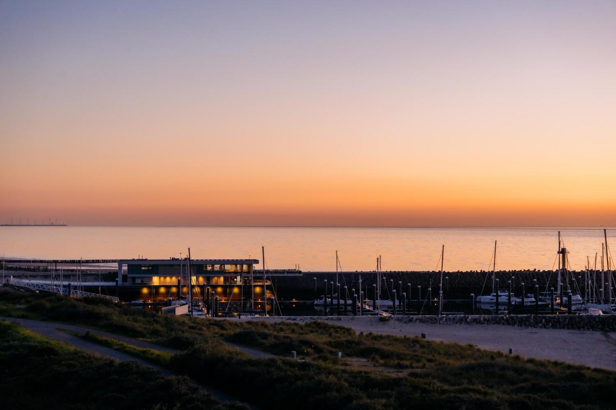 Yacht By Strandhotel - Hotel Service & Wellness Cadzand Exterior photo